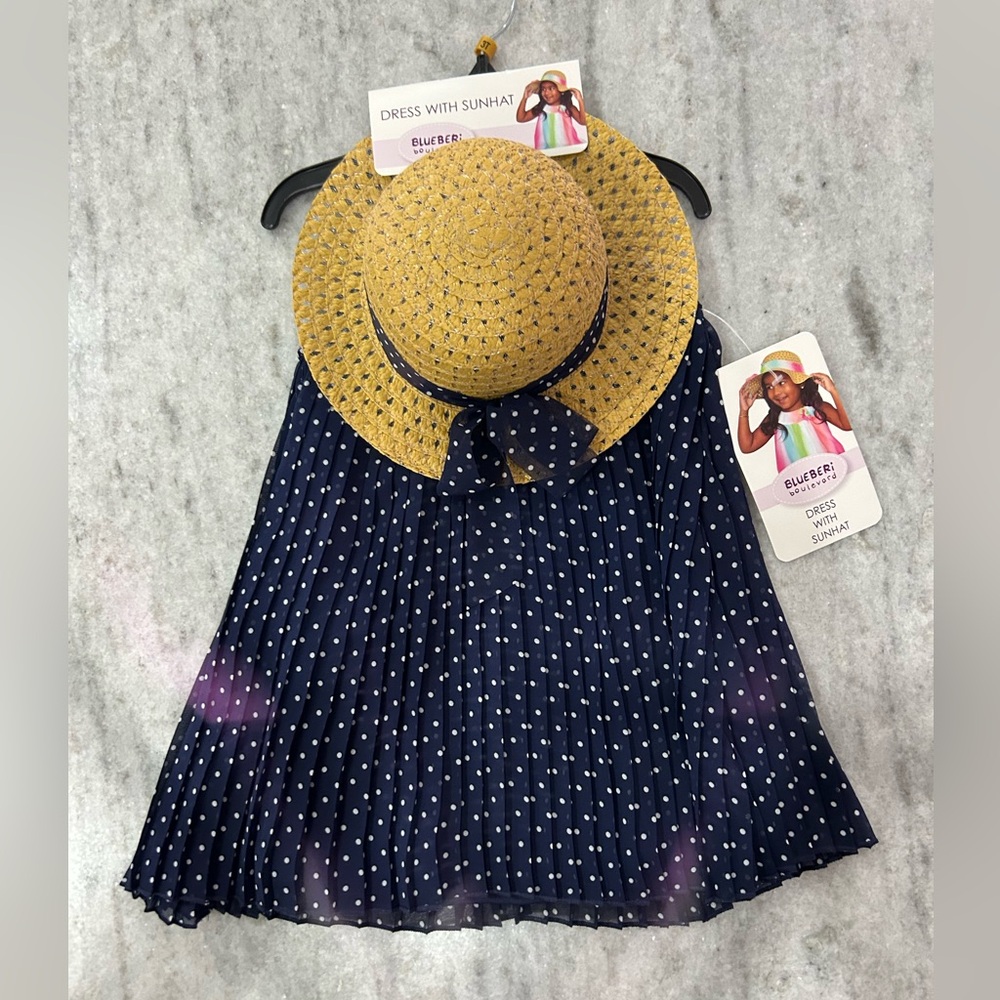 Blueberi Blvd. Dress with Hat Size 3T